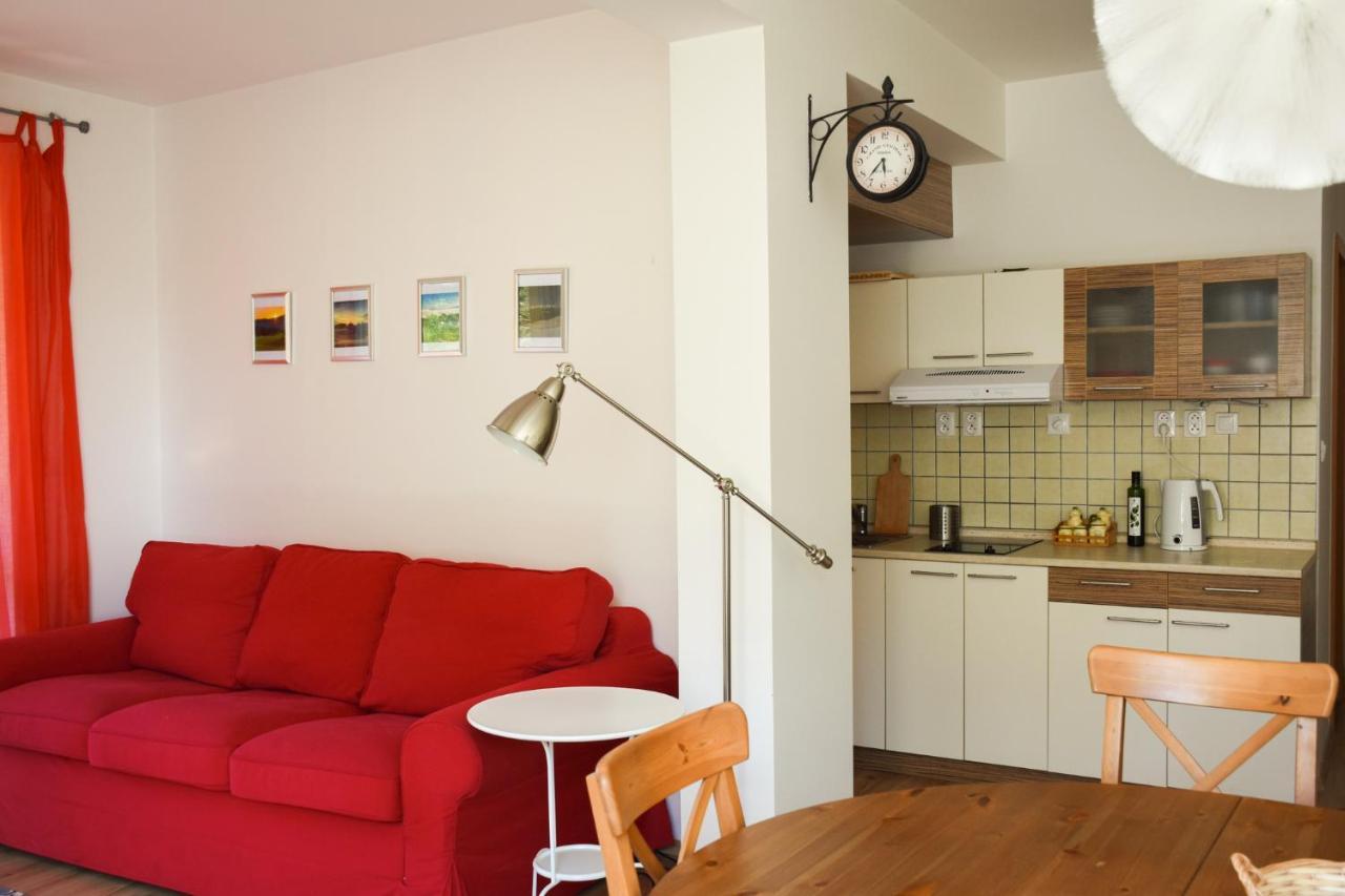 Stylovy Apartman V Srdci Donovalov 도노발리 외부 사진